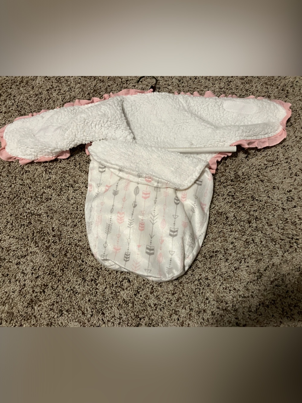 Infant Pink & White Arrow Fleece Lined Sleep Sack Hook and Loop Closure